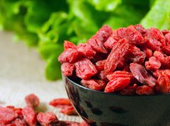 7 Fun Facts About Goji Berries