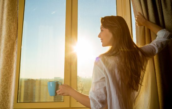 3 Ways to Make Yourself a Morning Person