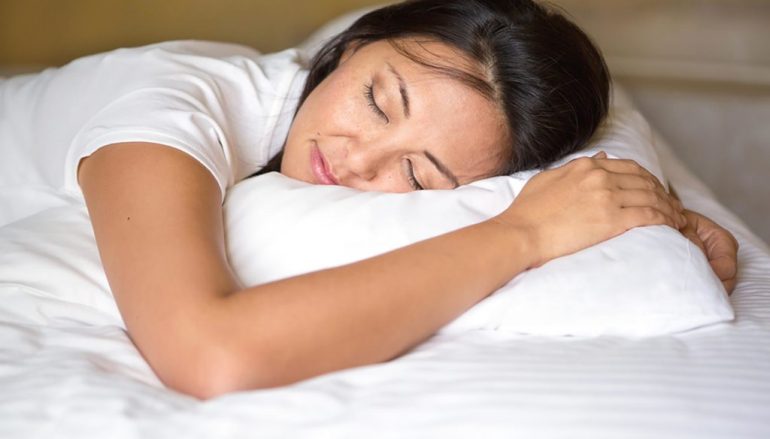 Tired of Feeling Sleep Deprived? 6 Steps to Snoozing Soundly