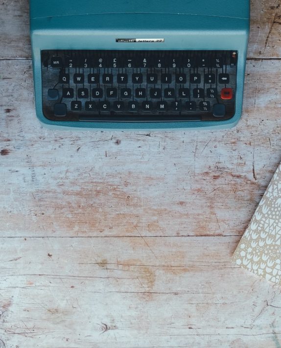 Be the Change: 5 Reasons to Become a Wellness Blogger Today!
