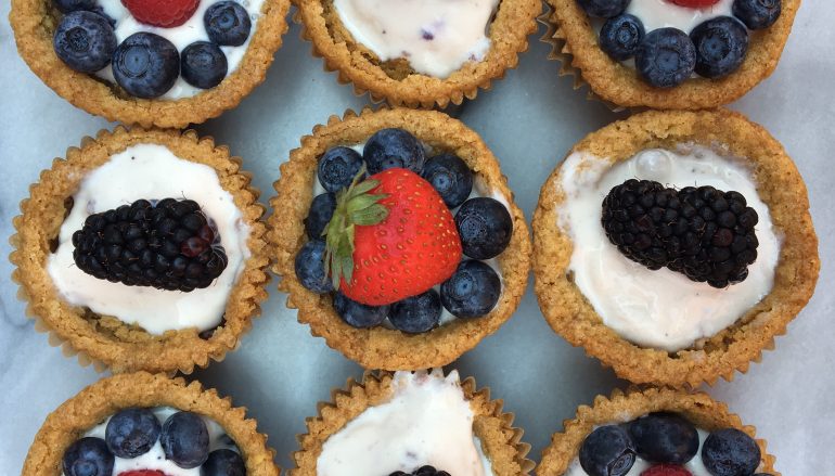 Berry Ice Cream Cookie Cups