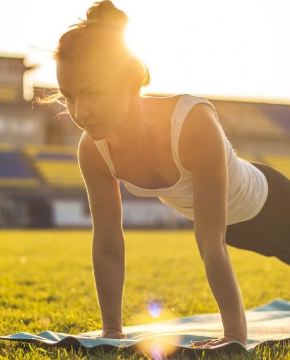 4 Ways Yoga and Meditation Can Help Athletes with Injury and Pain