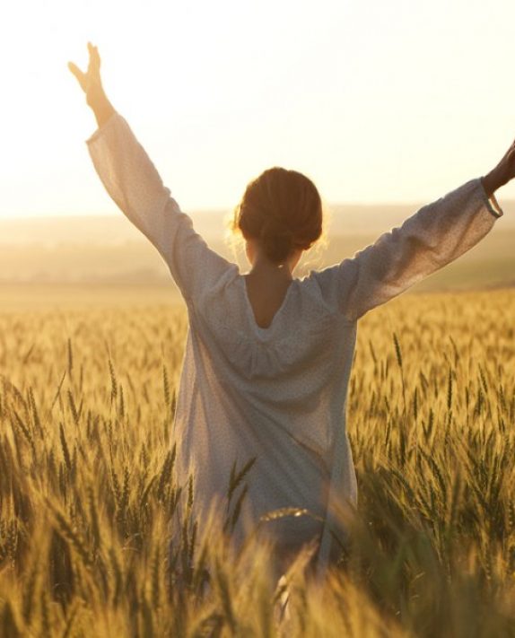 Yoga Digest Now: Increase Your Vitality & Energy in 8 Steps