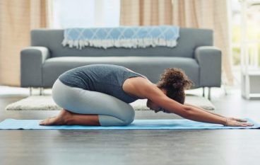 7 Tips for Learning Yoga From Home – Jacob Lee
