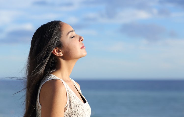 The Power of Breathwork: 3 Reasons To Incorporate Breathwork Into Your Self-care Regimen