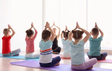 3 Tips for Parents to Introduce Yoga to Their Kids
